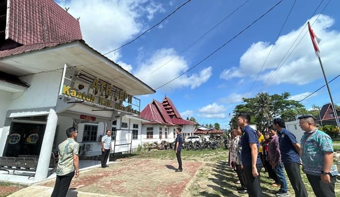 Kantah Nias Selatan Gaspol Benahi Layanan Pertanahan, Nilai Melayani Ditekankan di Apel Pagi