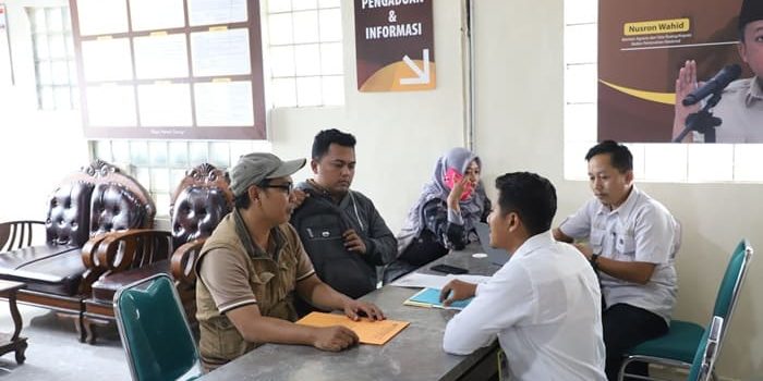 Urus Sertipikat Tanah Sendiri Tanpa Calo, Ini Syarat dan Caranya! Urus Sertipikat Tanah Sendiri Tanpa Calo, Ini Syarat dan Caranya!