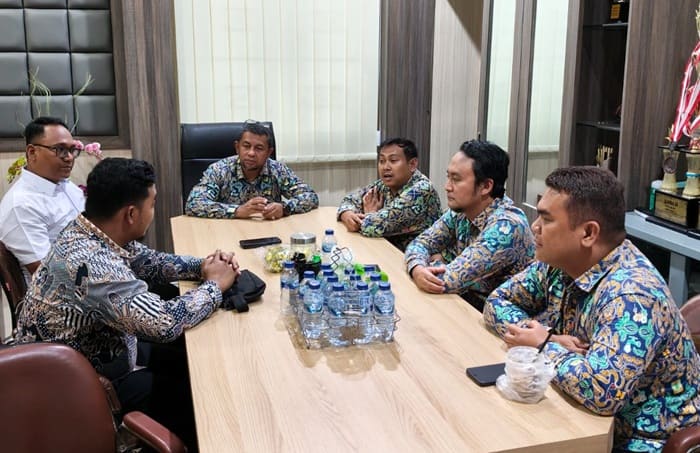 Kantah Nias Selatan Terbitkan Serahkan Sertipikat Tanah Jalan Lahusa-Telukdalam Atas Nama Kementerian PU