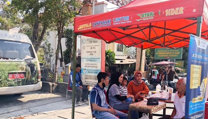 ATRBPN Jemput Bola Lewat Mobil Keliling, Warga Sangat Membantu