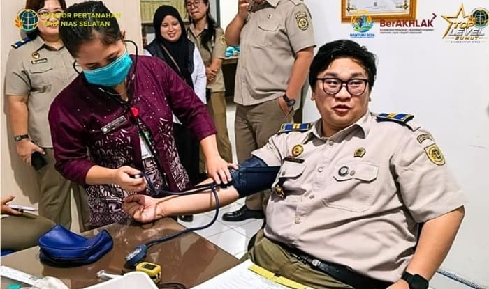 Tingkatkan Pelayanan Publik, Kantah Nias Selatan Cek Kesehatan Seluruh Pegawai